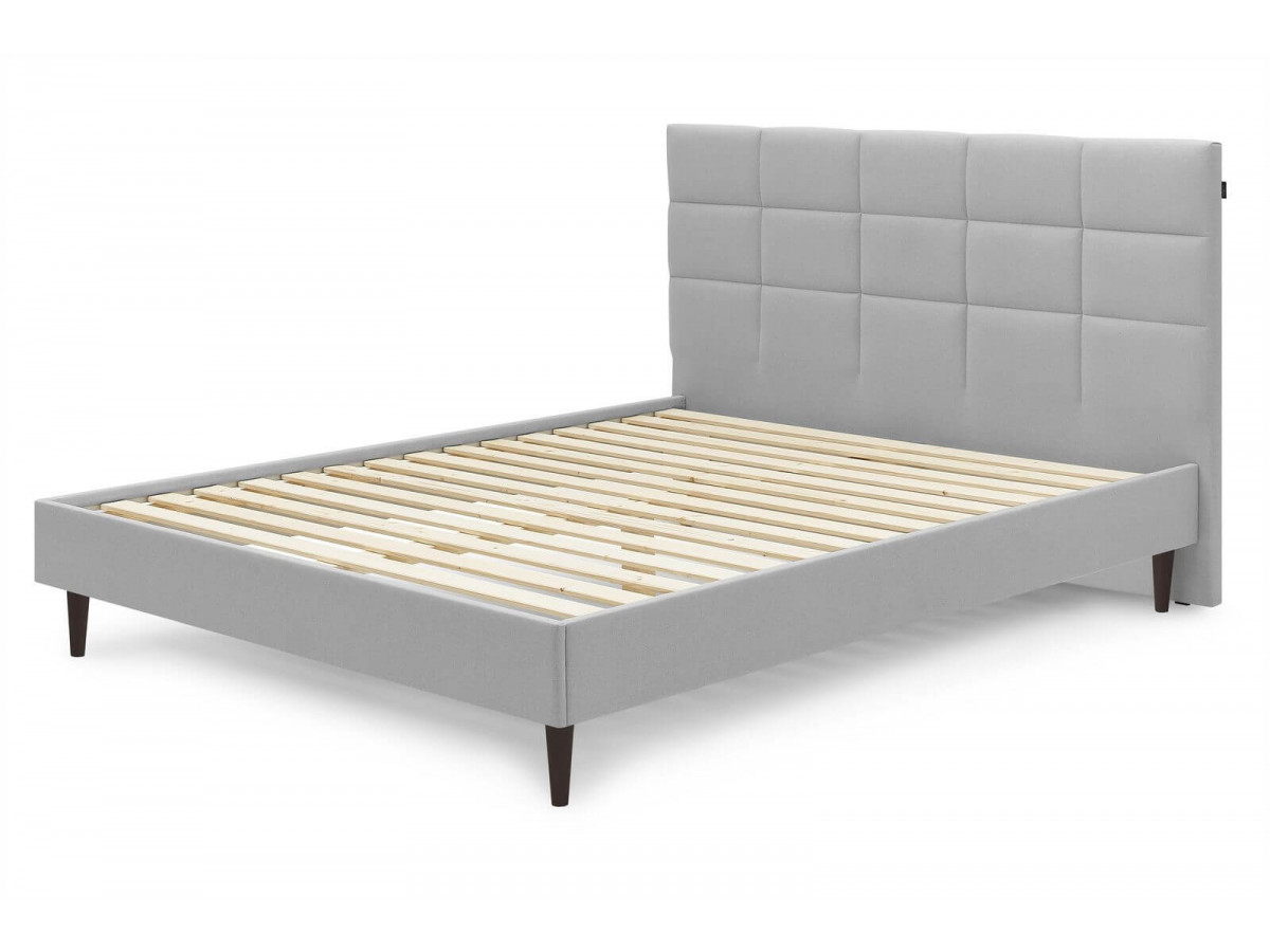  Rama łóżka CARRE z listwami z litego drewna i nóżkami z drewna wenge 160 x 200 cm